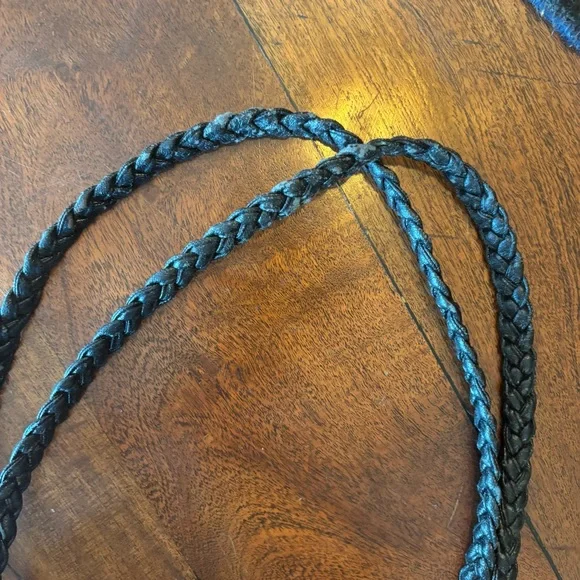 Black Chainmail, Metal Mesh Shoulder Bag with Braided Handles - Picture 8 of 8